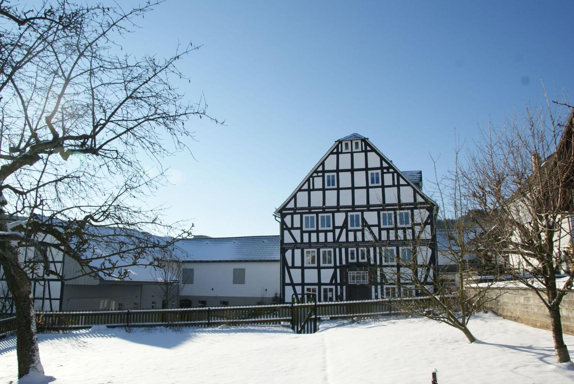 Hof Hallenberg Hotel Buitenkant foto